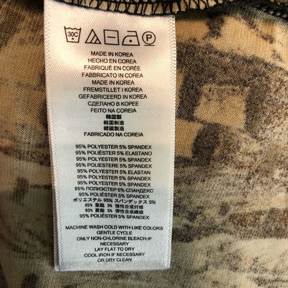 Michael Kors Animal Print Top - M - Picture 5 of 5